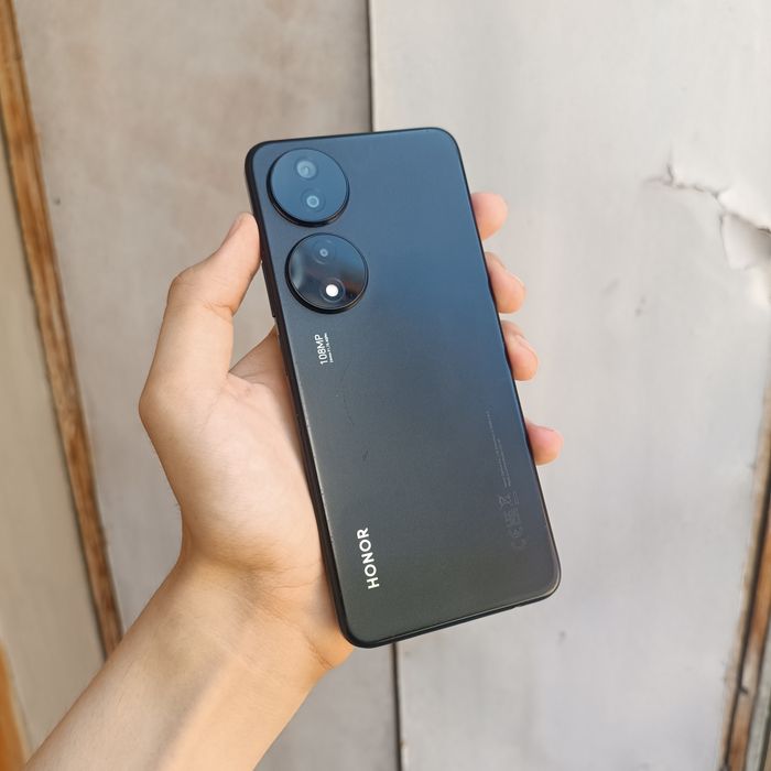 Honor x7b sotiladi arzonga