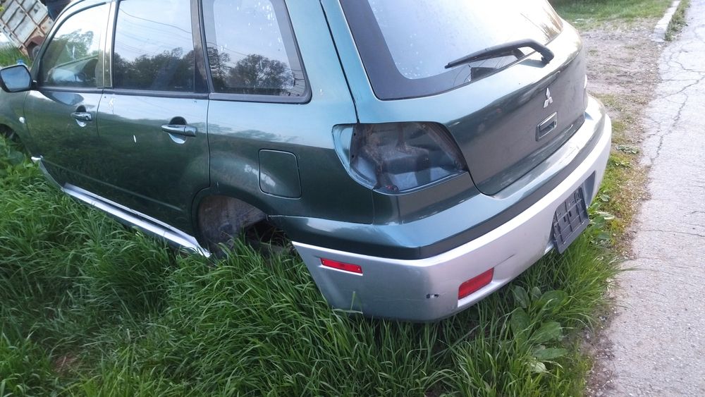 Мицубиши Аутлендър 2.4 бензин Авромат На части