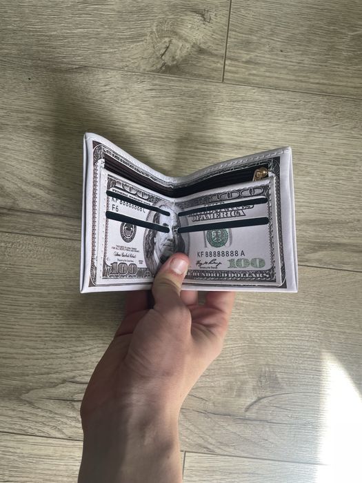 Portofel cu model de dolar american