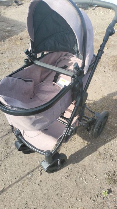 Коляска в хорошем состояние