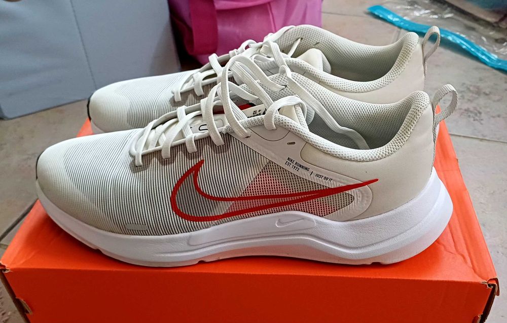 Маратонки Nike 45
