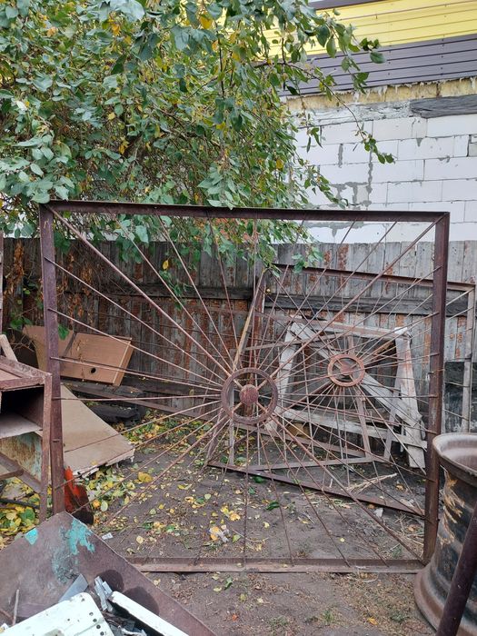 Продам ворота металлические