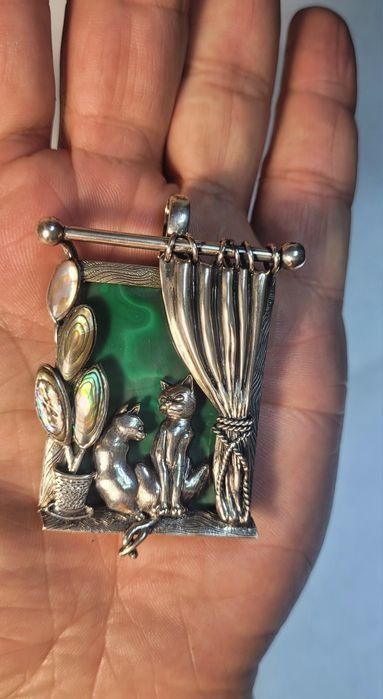 Продам Серебро 925