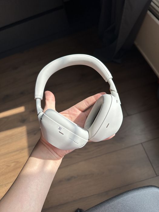 Наушники Sony XM6