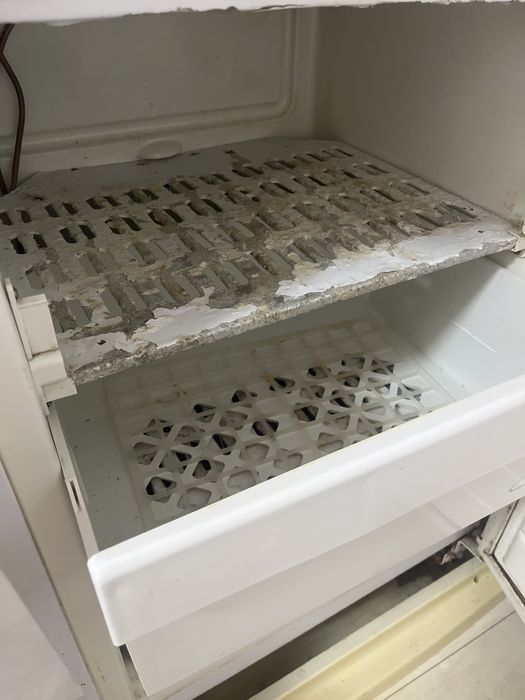 продам морозильник робочий