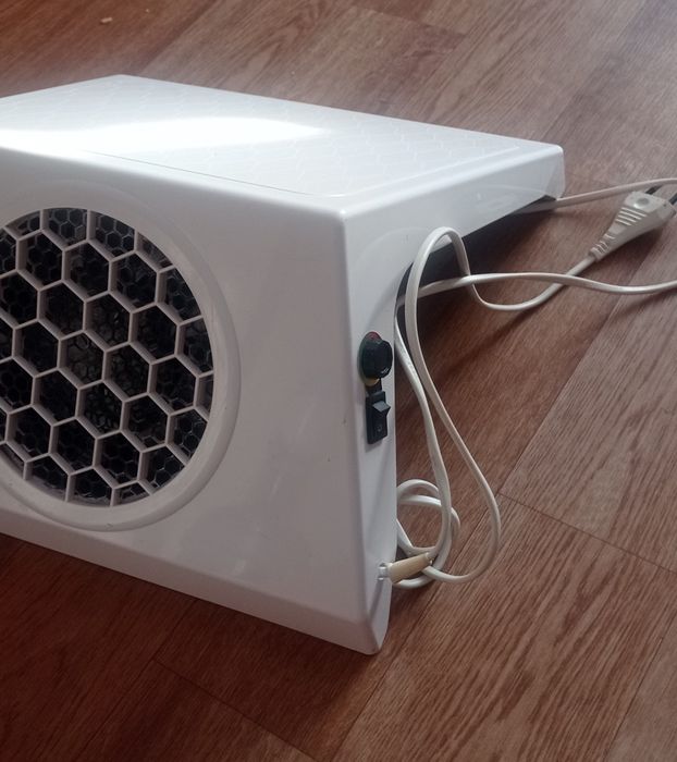 Продам вытяжку Max