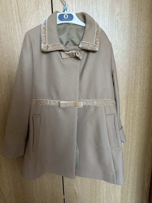 Детско бежово палто