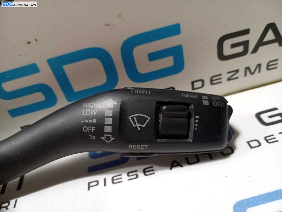 Maneta Stergator Stergatoare Parbriz Luneta Audi A3 8P 2004 - 2013 Cod 8P0953519E [M4892]