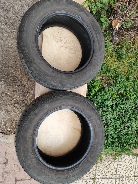 2 бр. летни автомобилни гуми Toyo. Размер: 195/65/15 91H