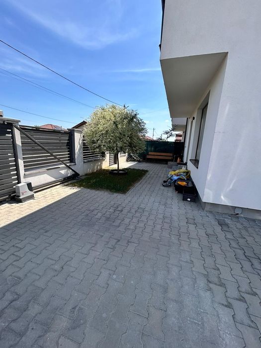 Vând casă duplex – Sat Săsar