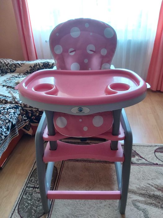 Scaunul de masa multifunctional roz Kidscare