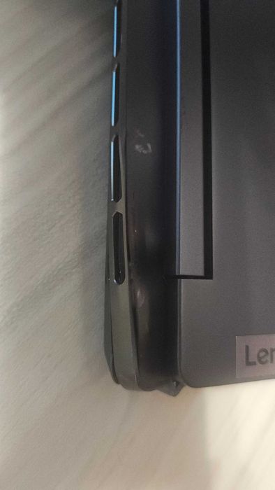Lenovo Legion Slim 7 4060 ryzen 7 16gb