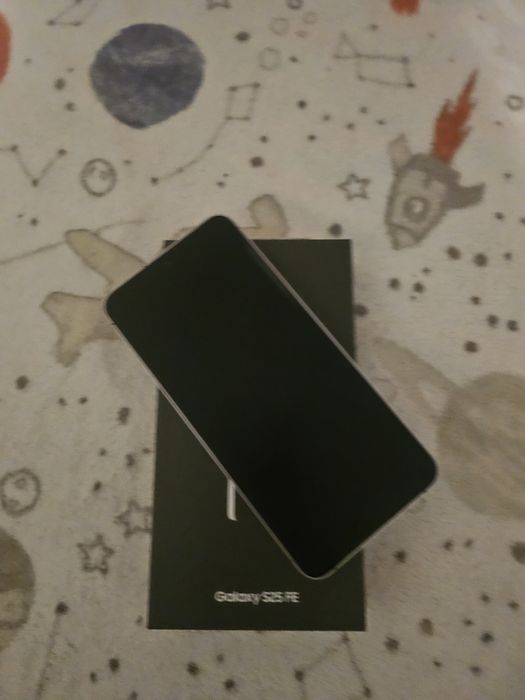 Samsung Galaxy S25 FE
