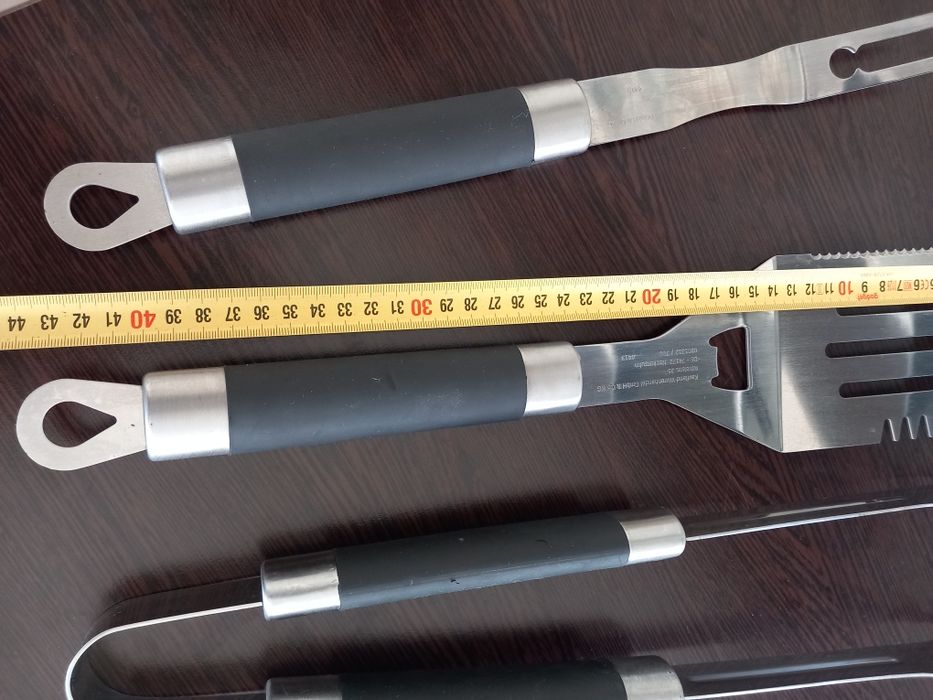 Прибори за барбекю