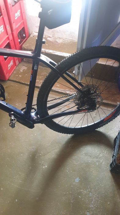 Vând bicicletă MTB,KTM29 culoare portocaliu cu negru