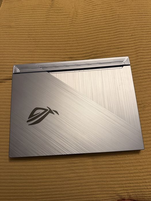 Asus Rog Strix G