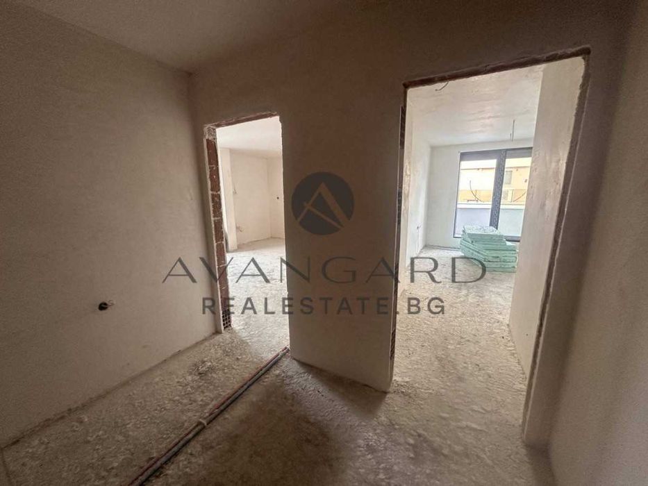 Продава се Тристаен апартамент в Пловдив, Христо Смирненски - 101 кв.м за 1510 €/кв.м - Снимка #2