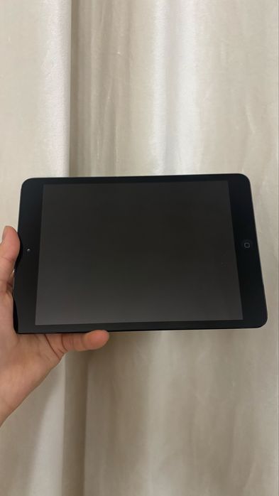 iPade,черного цвета,в отличном состоянии