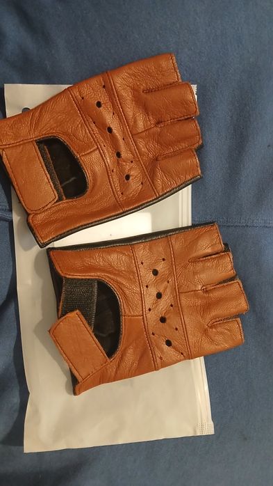 Ръкавици за шофиране