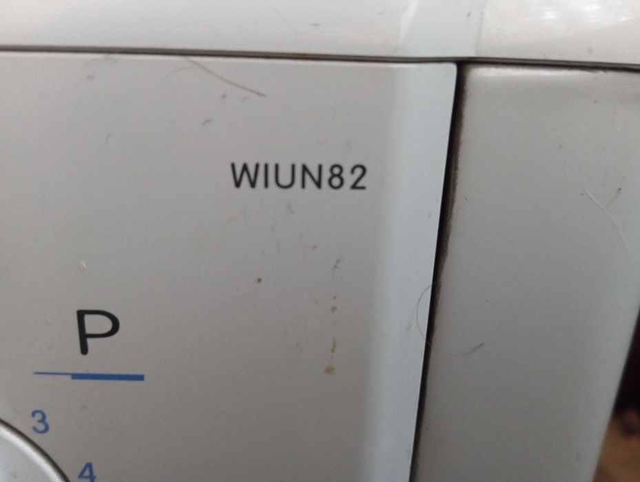Стиральные машины Indesit WISL 92 и WIUN32