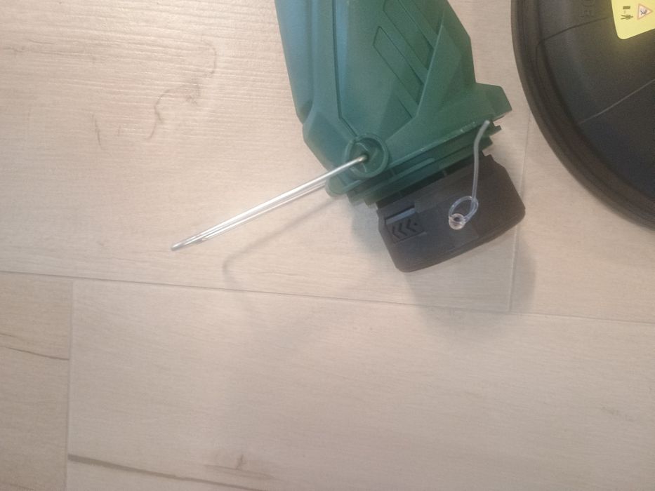 Trimmer Parkside pentru gazon,alimentare  varianta la 220 v