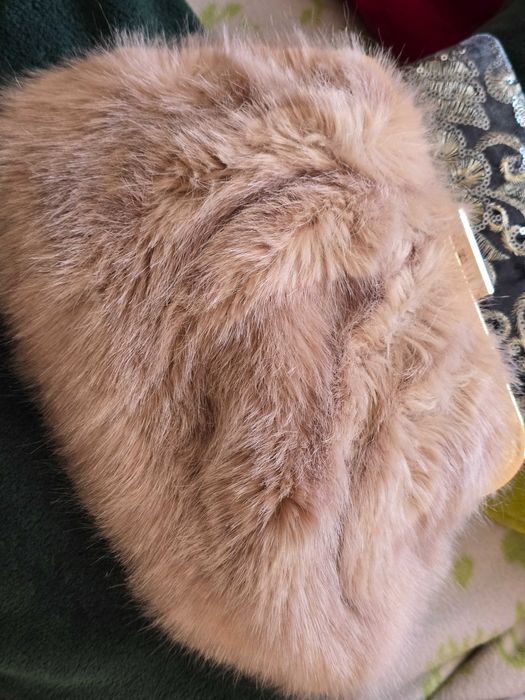 Чанта с пух на Zara