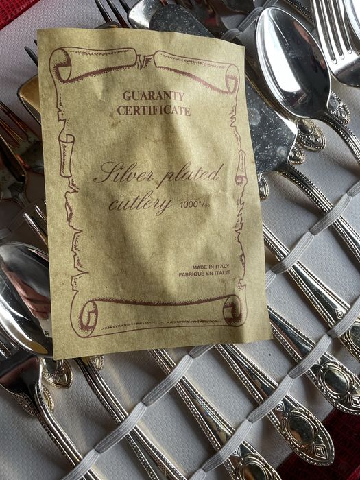 Tacamuri placate cu argint