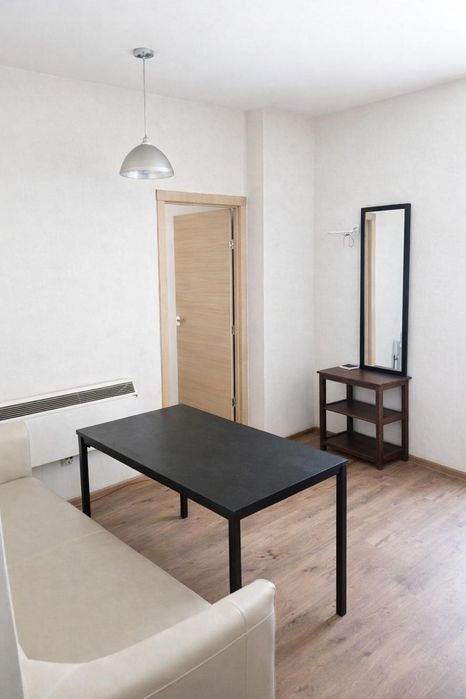 Дава се под наем Двустаен апартамент в София, Център - 45 кв.м за 600 € - Снимка #1
