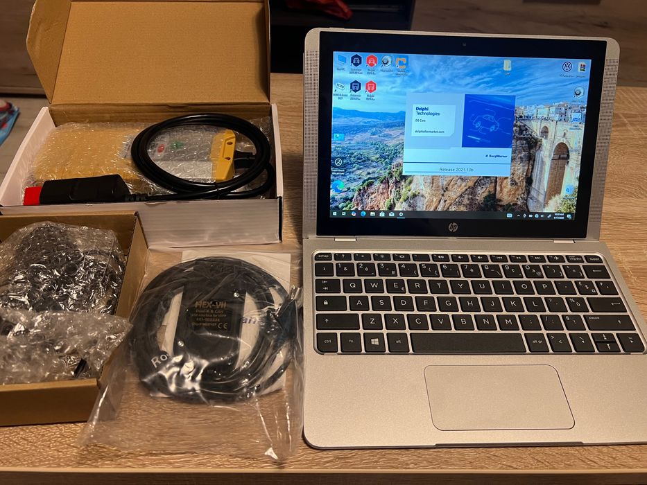 Kit tableta / laptop  Lenovo D330 + tester / diagnoză delphi 2021 + VCDS 2025