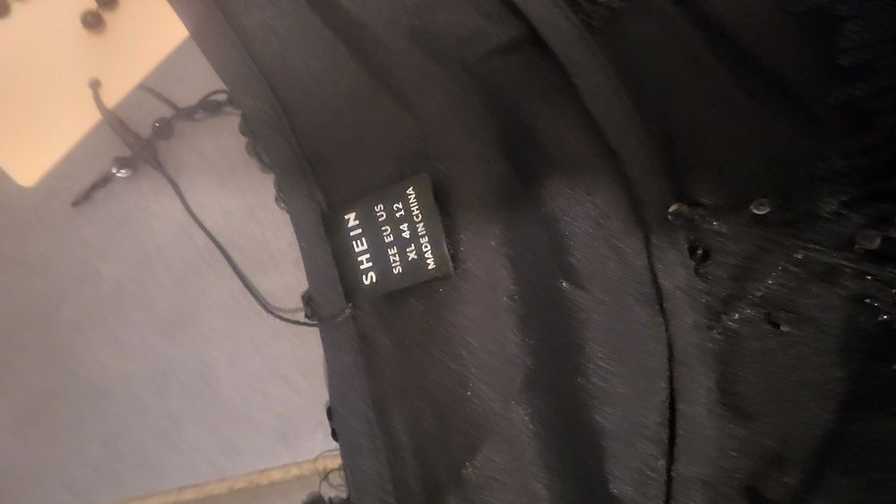 Rochie eleganta cu paiete