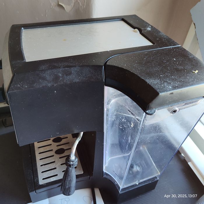 Съдомиялна машина Ariston Hotpoint 60см. и подарък!.