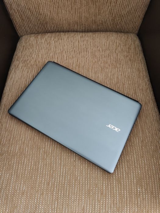 Laptop Acer Aspire 15.6" FHD Cpu i5,Amd Radeon R7 2Gb,Ssd 240Gb,8Gb Ram