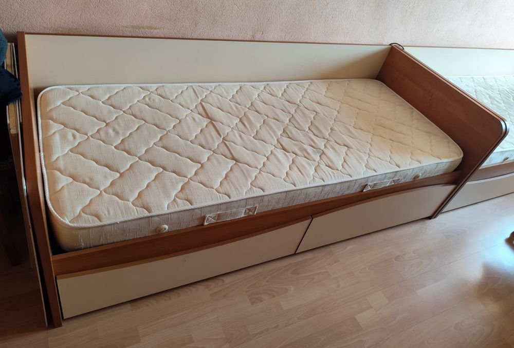 Продаются кровати с ящиками