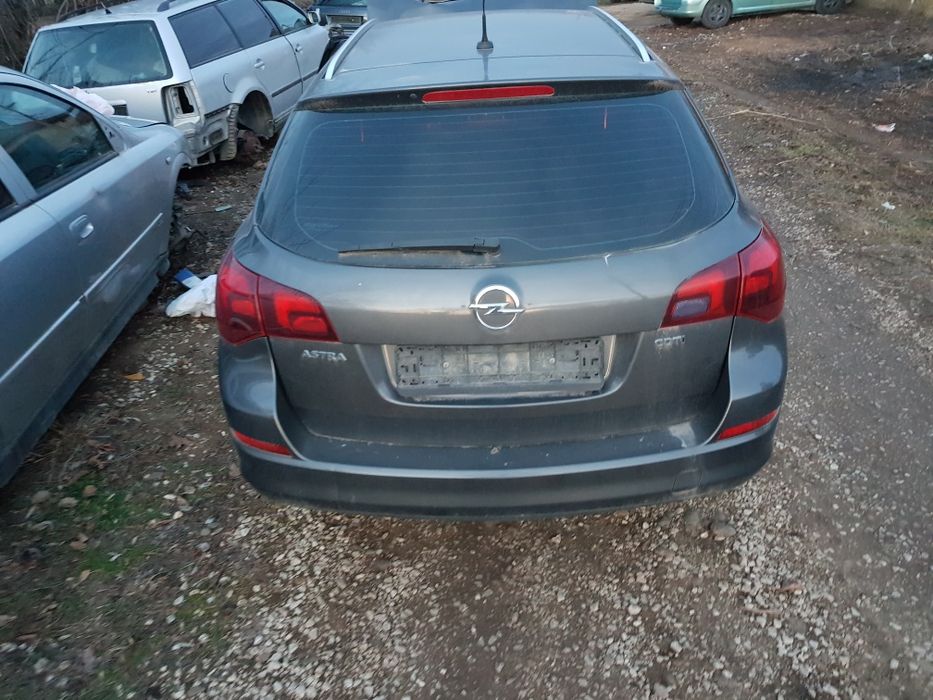 Опел Астра Opel Astra J 1.7 CDTI 110 hp Cosmo 2012 Комби