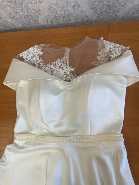 Продам свадебное платье