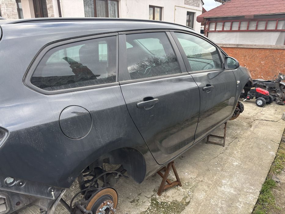 Punte spate opel astra j   Break sport tourer  2019