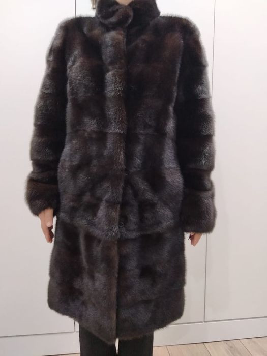 Продам норковую шубу