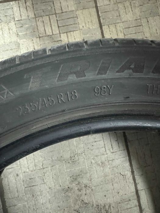 Шины летние 235/45/18