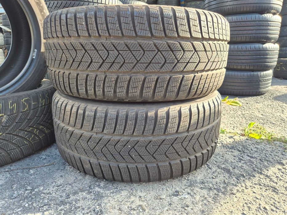 2 Anvelope de IARNA - 235/40/19 98V - PIRELLI Sottozero - CA NOI - DOT 2020 !
