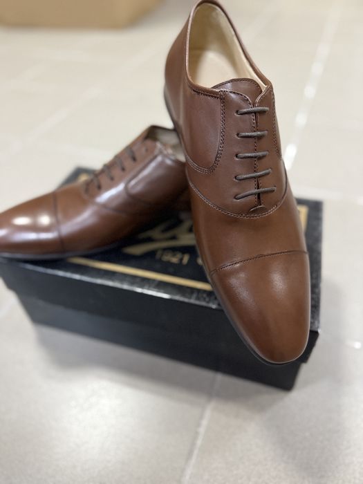 Vand pantofi barbati din piele naturala