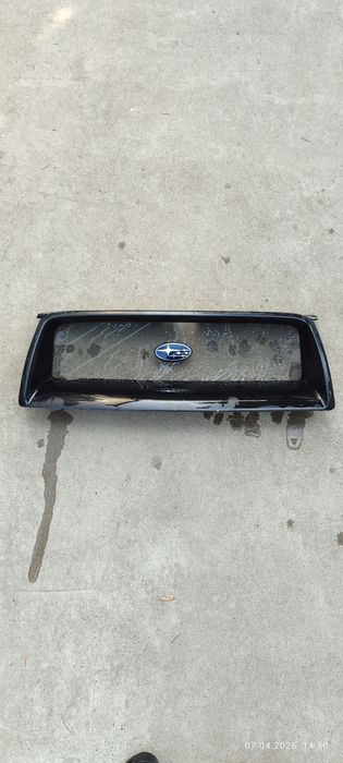 Решетка радиатора Subaru Forester SG5