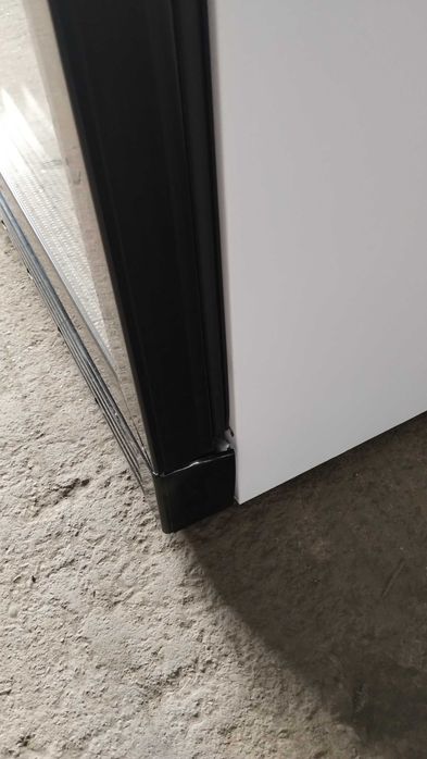 Vitrina frigorifica profesionala Cold Machines CM-373NCW, Incuietoare usa, iluminare LED, 373 l, H 183 cm, alba