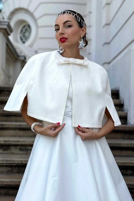 Къса винтидж пелерина/наметка с панделка (+подарък)