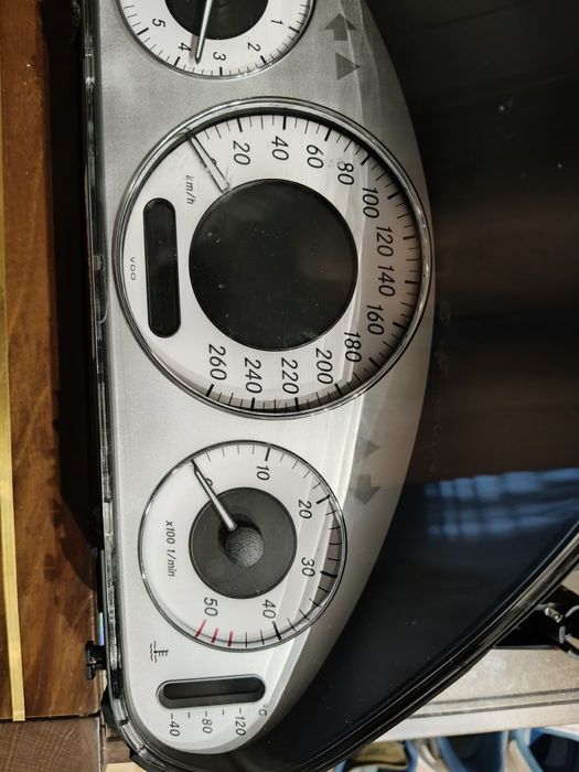 Ceasuri de bord pentru Mercedes w211  E klasse model 2006-2009