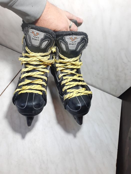 Patine hochei hochey 204 CCM Vector 4.0 marime 34  (21,7 cm)