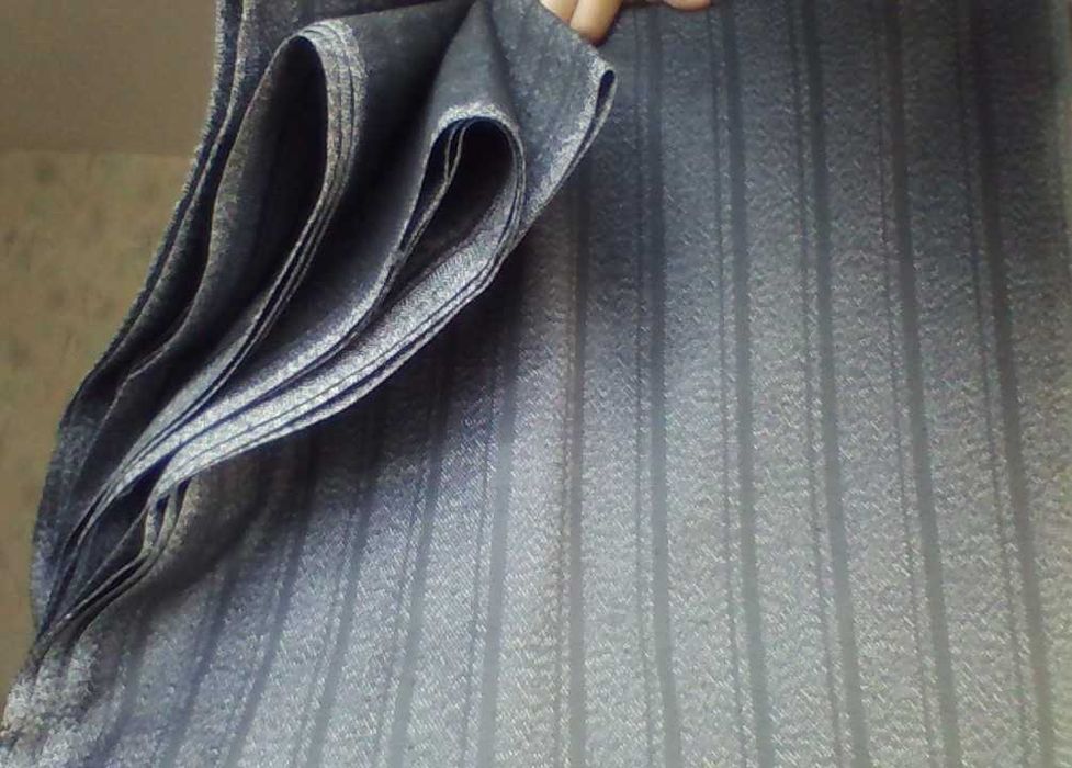 Фин вълнен плат  ,