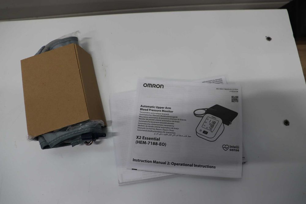 Апарат за кръвно Omron X2 Essential HEM-7188-E
