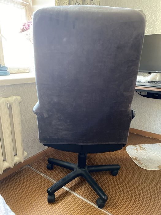 Компьютерное кресло