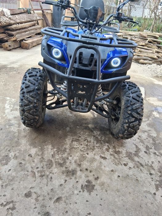Atv 200cc este aproape nou are 650 km