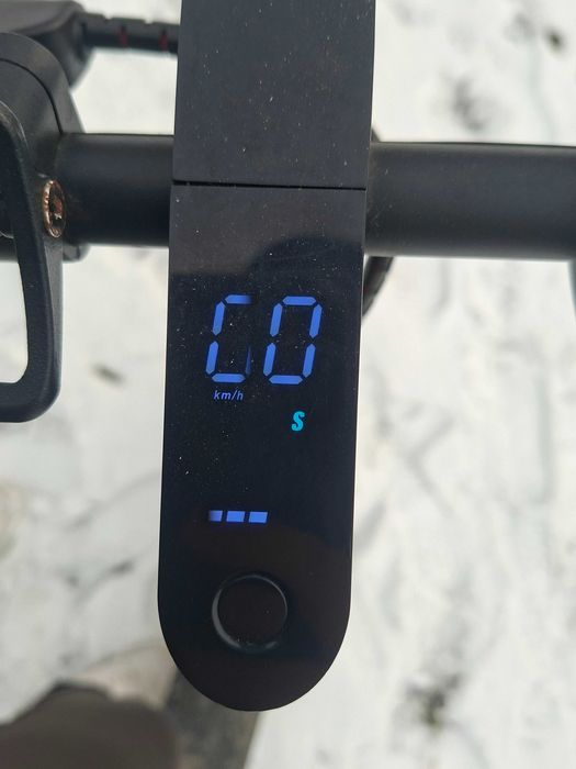 Vand trotineta electrica